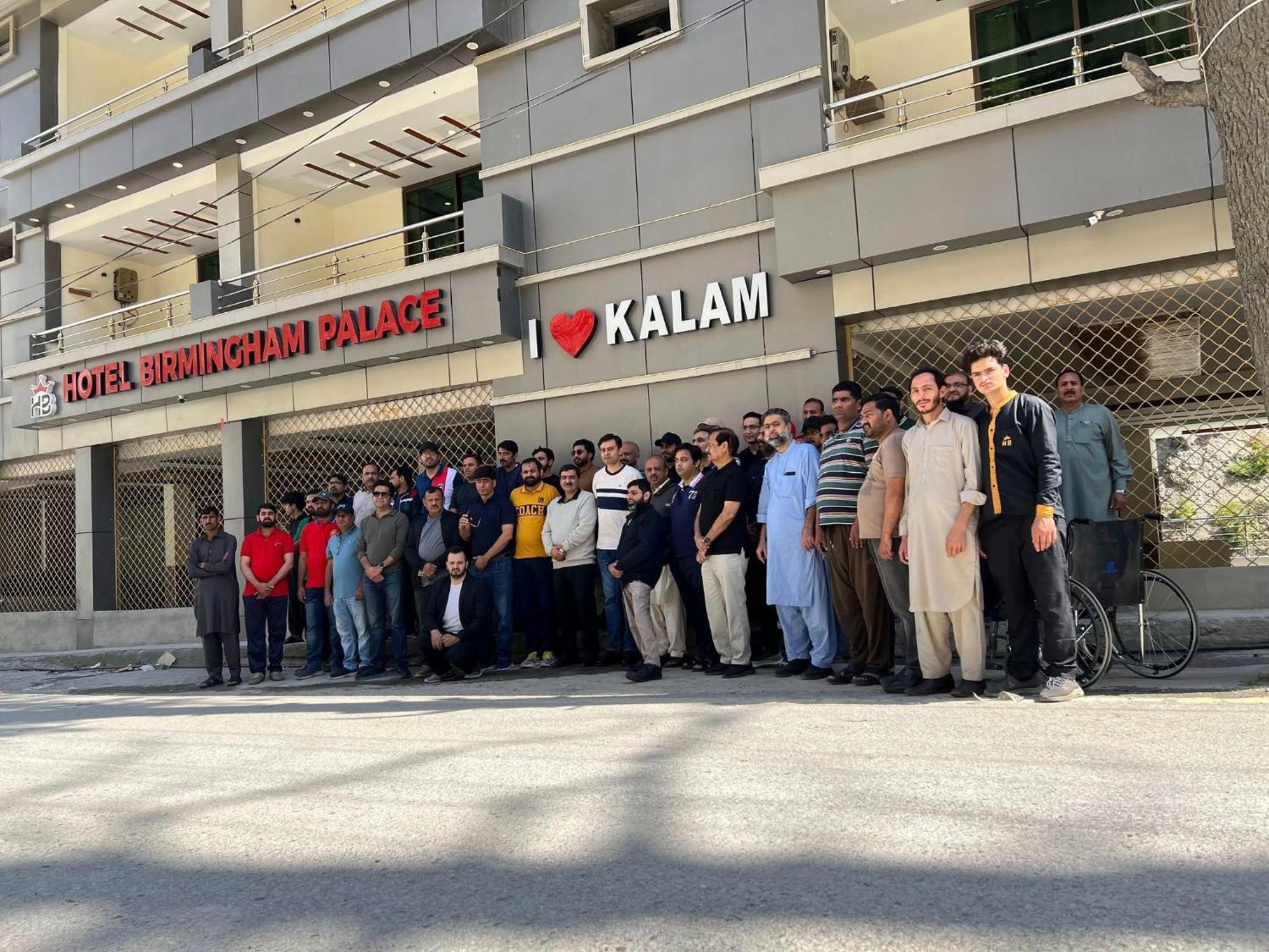Hotel Birmingham Palace Kalam By Khan Familia Exterior foto